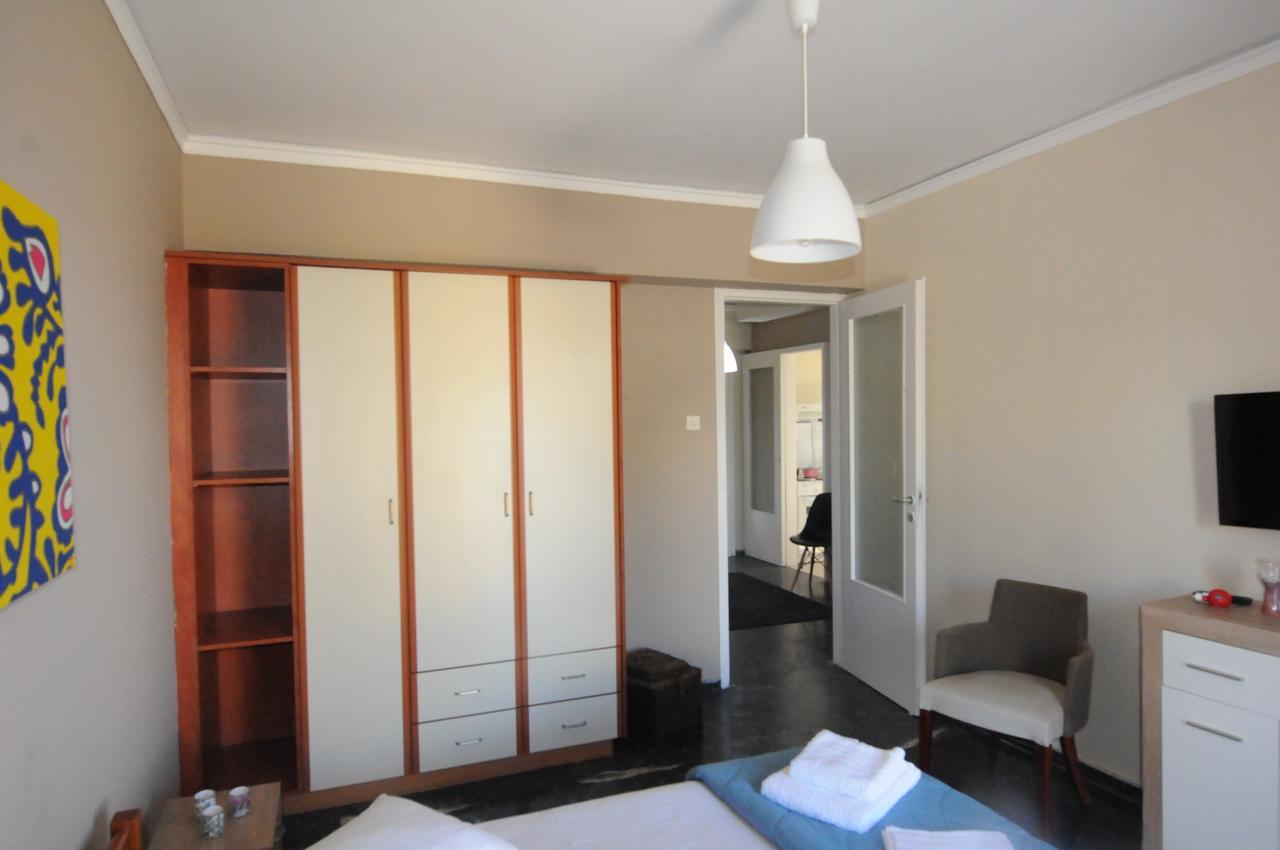 Kinetta Apartments Agioi Apostoloi  Exteriör bild